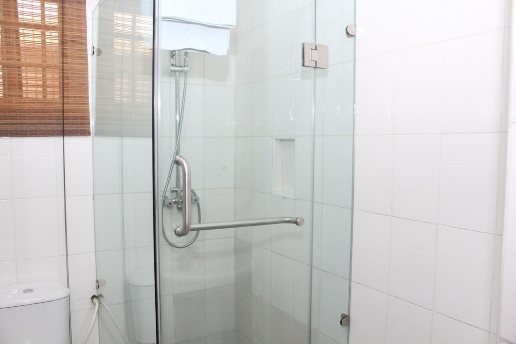 Bluespring Hotel Maryland ภายนอก รูปภาพ